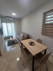 Pinelopi Studio - Plátanos