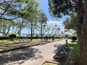 Charming seaside apartment
