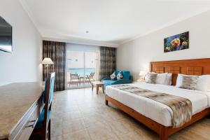 Sunrise Solara Aqua park Resort