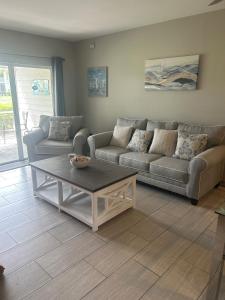 Greenlinks Naples Florida Condo