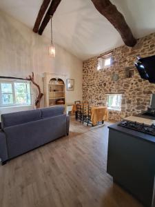 B&B / Chambres d'hotes Chambre d'Hote dans MAS proche Anduze Cevennes avec piscine : photos des chambres