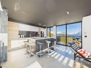 Chalets Luxueux chalet avec piscine, sauna et parking a La Rosiere pour 10 personnes - FR-1-398-633 : photos des chambres