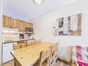 Appartement 2 pièces cabine - Centre station, Wifi gratuit, proche remontées mécaniques et garderie - FR-1-398-507