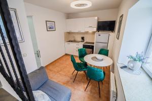 Adriatic Stone House Hunič