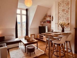 Appartement Albuconis 4, deux chambres 70 M2 - 3hvězdičkové hotely ve městě Aubusson