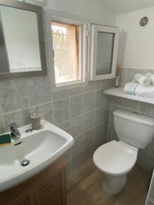 Maisons de vacances Rez de villa pour 2 personnes pres de Santa Giulia : photos des chambres