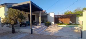 LOrée des Alpilles Proche Centre ville St Rémy de Provence