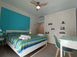 The Boulevard Alcove semi-central&quiet suite, with balcony!