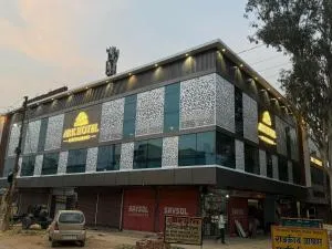 Ark Hotel and Restaurant - Gajraula