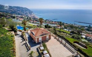 Villa LUXURY beach