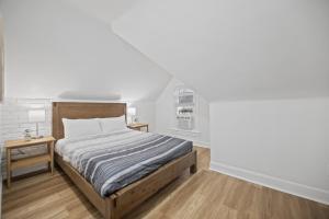 Shadyside, Pittsburgh !I Modern and Bright Private Bedroom with Shared Bathroom