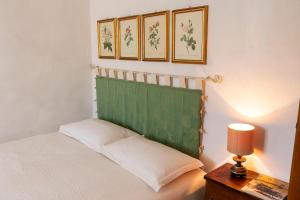 Tipica casa nelle Crete Senesi