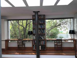 Amazing Mezzanine House with Garden - City Centre