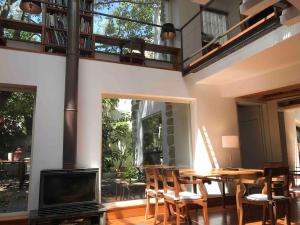 Amazing Mezzanine House with Garden - City Centre