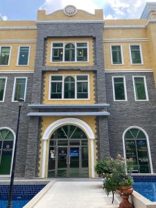 Comfort Room In The Water Park