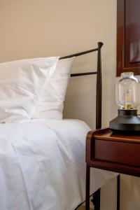 Rokani Studio I at Kalavrita Center