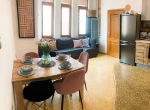 Two Bedroom Apartment - Alexandrovska - Top Location - Central Bus, Train and Marine Stations, next to Sea Garden and Beach