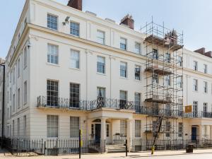 Luxury 2Bed In The Heart Of Leamington w Parking Pass the Keys