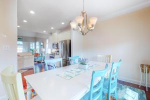 Bay Forest - 38770 Oyster Catcher