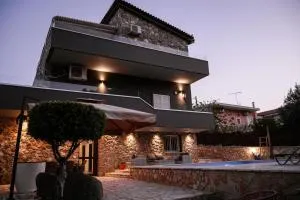 PETRINO VILLA Sxinos - Alikí