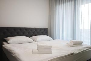 FOUR Seasons by DISTRICT