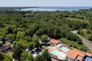 Camping 4 étoiles - Piscine - eebifg