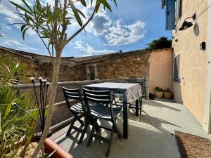 Maison de vacance familiale Tomlina, Neffies