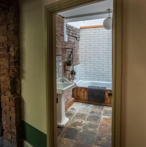 Wirksworth Townhouse - full of character