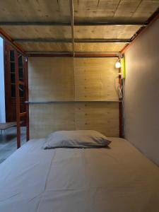 Cozy Fam Homestay - 100 Ngõ 318 Đê La Thành