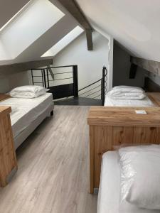 Appartements Triplex in Albiez-Montrond - 4 Bedrooms : photos des chambres