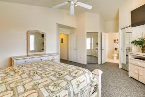 Half-Mi to Wildwood Boardwalk Family-Friendly Apt