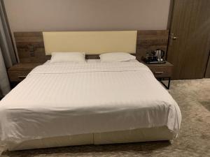 اعالي للشقق المخدومه