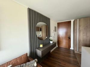 HOM I Lujoso y Comodo Depto 1D1B en Las Condes