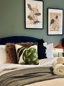 Elegant 3 Bedrooms-Free Parking-Sleeps 8