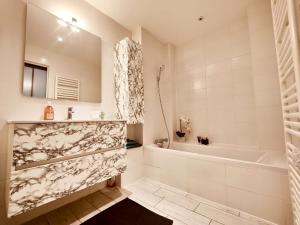 Appartements Appartement F4 avec jardin a deux pas de la mer : photos des chambres