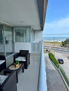 Hermoso apartamento moderno con vista al mar