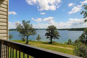 Lake Escape at Table Rock