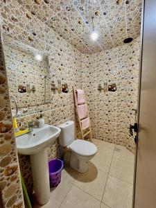 Lovers Apart - Calm & Bright