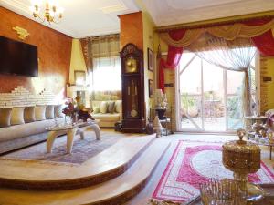 Moroccan apartment riad style