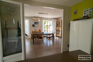Villas Villa T4bis climatisee avec piscine privee et WIFI : photos des chambres