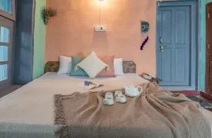 Mountain eyrie - Banjār