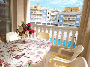 Apartamento con aire acondicionado y piscina ALBERT VILLAS