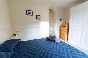 Dancer Road - cosy 2 bed flat