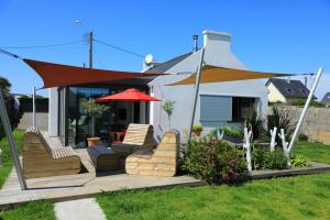 charmante maison avec jardin clos sur les dunes de Sainte Marguerite avec SPA en option - 3hvězdičkové hotely ve městě Landéda