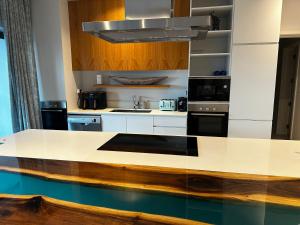 Mauritius Rooms - Luxury Beachside Aparthotel Penthouse