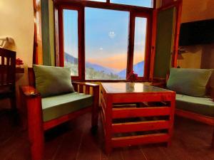 Naina Spring Resort, Manali - away from city hustle