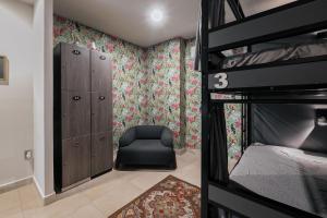 Bed in mixed room Hippie Nice