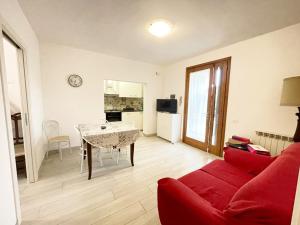 Casa Berso a Marina di Cecina by Zoom In Earth