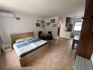 Apartmaji SOČA - Idrija pri Bači