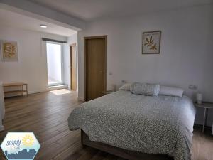 Sunny Churriana Jacaranda